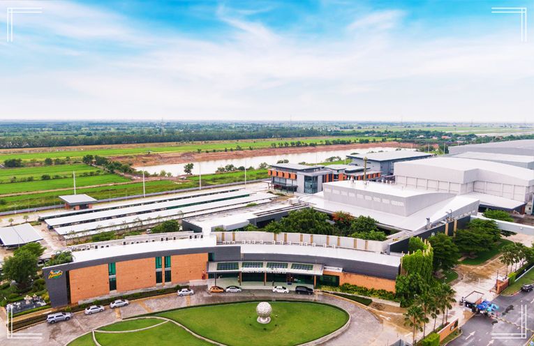  งานก่อสร้างศูนย์กระจายสินค้า ธุรกิจอเมซอน   